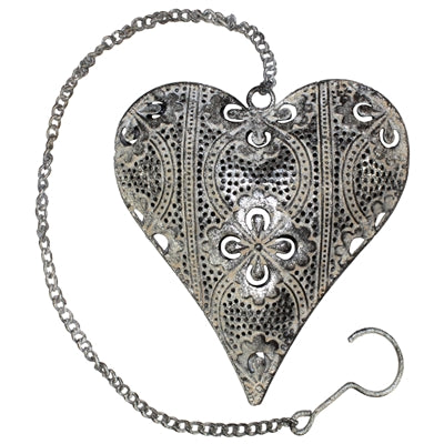 Nika Metal Hanging Heart With A Decorative Antique Silver/Ecru Finish (FMA294)